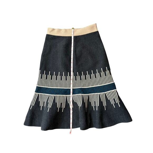 Women’s A-Line Midi Skirt – Black Beige Geometric Pattern, Flared Hem - Picture 2 of 5